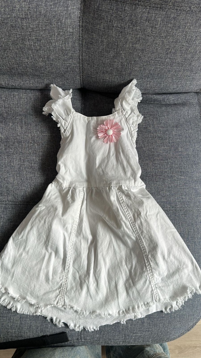 Vestido Verano Blanco para niña.